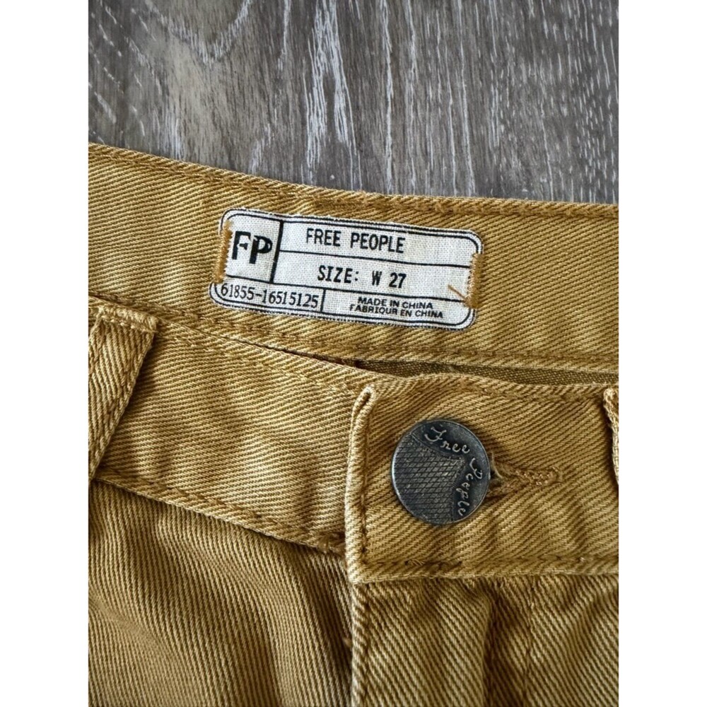 Free People Distressed Denim Shorts Size 27 - Picture 3 of 9